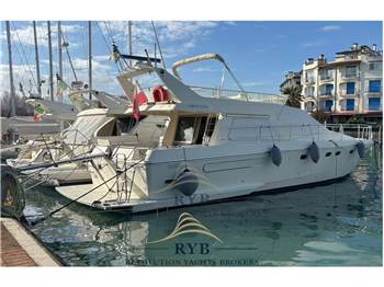 Ferretti Yachts 52 S FLY