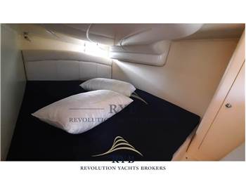 Sessa Marine OYSTER 30