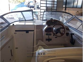 Regal Marine COMMODORE 242