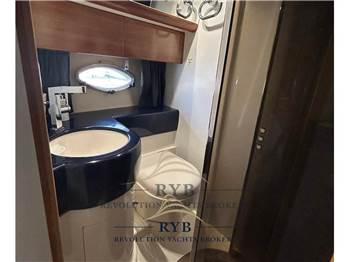 Princess Yachts V 55