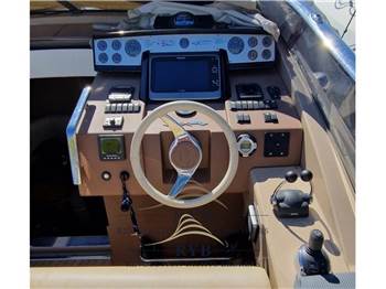 Cantieri di Sarnico Spider 43