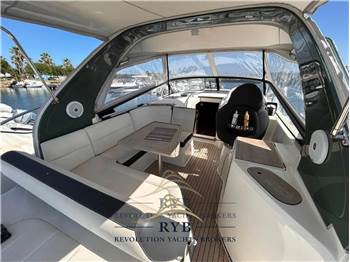 Bavaria S 32