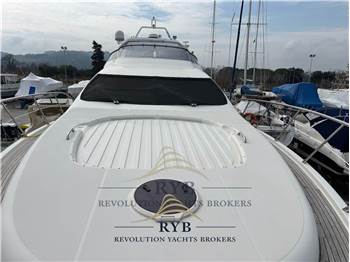 Azimut 68E