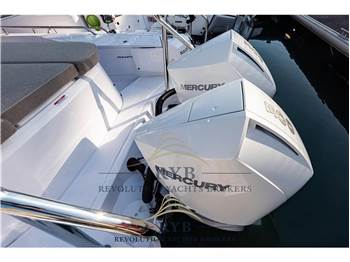 Axopar 37 SUN TOP