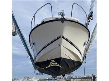 Quicksilver 755 Pilothouse