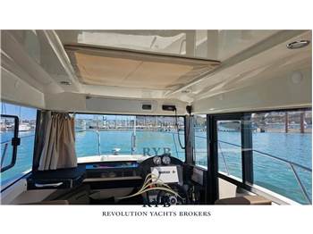 Quicksilver 755 Pilothouse