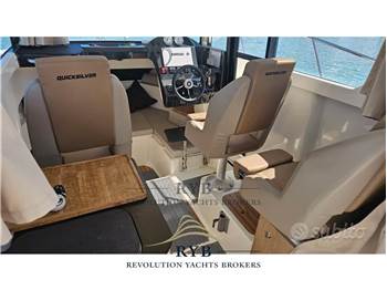 Quicksilver 755 Pilothouse