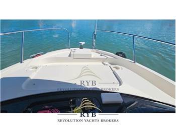 Quicksilver 755 Pilothouse