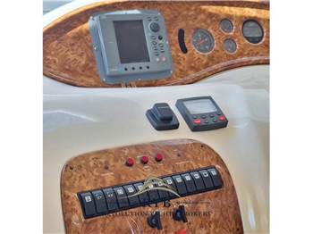 Azimut 39