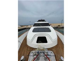 Sanlorenzo SL 82