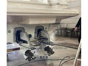 Fiart Mare Fiart 32' Genius