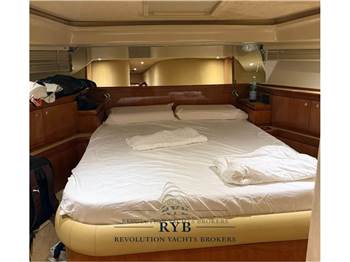 Ferretti Yachts FERRETTI 620