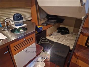 Cranchi Endurance 33