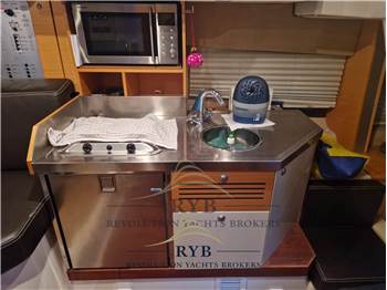 Cranchi Endurance 33