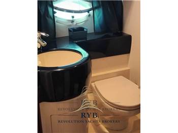 Princess Yachts V 55