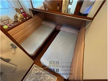 Uniesse Marine 42 Fly