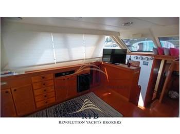 Uniesse Marine 42 Fly