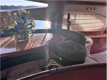 Azimut 62
