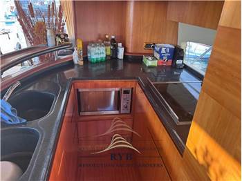 Azimut 62