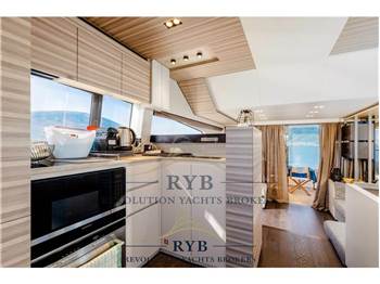 Ferretti Yachts Ferretti 670