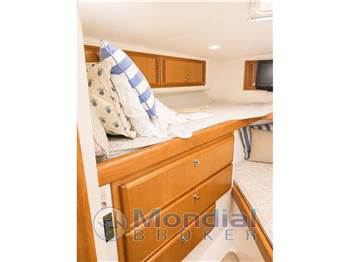 Cabo Yachts 43 Flybridge