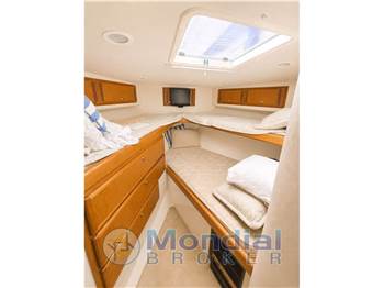 Cabo Yachts 43 Flybridge