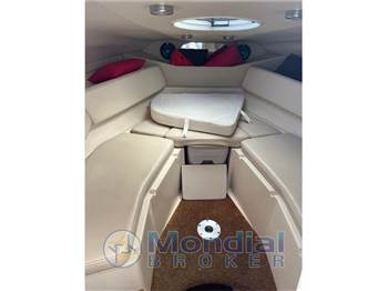 Regal Marine 2550