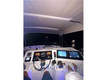 Riviera 43 Flybridge Convertible