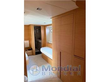 Pershing Pershing 64'