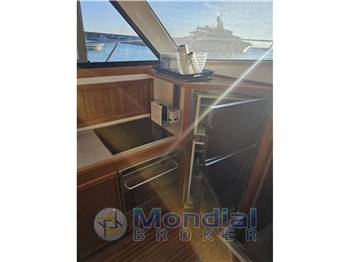 Riviera 48