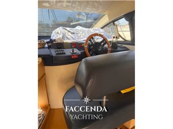 AZIMUT 43 FLYBRIDGE