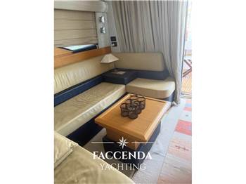 AZIMUT 43 FLYBRIDGE
