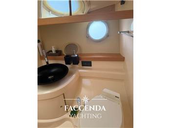 AZIMUT 43 FLYBRIDGE