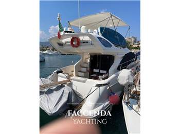 AZIMUT 43 FLYBRIDGE