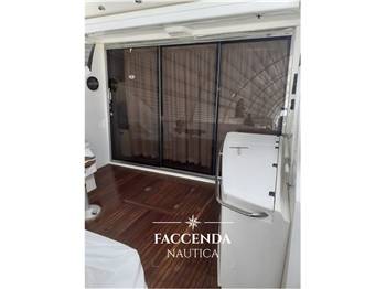 SUNSEEKER PREDATOR 62