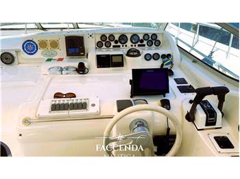 Sealine 360 Ambassador