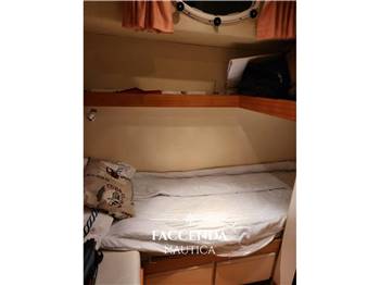 BERTRAM 60 Convertible