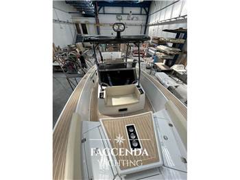 LILYBAEUM YACHT LIPARI 31