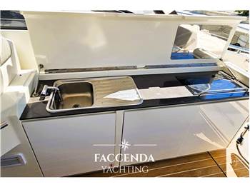 AZIMUT ATLANTIS 44