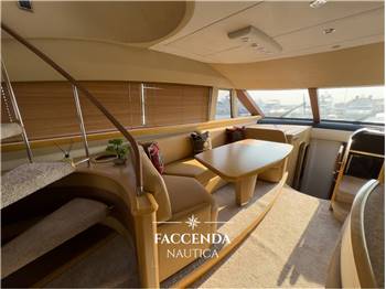 PRINCESS YACHTS 67