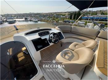 PRINCESS YACHTS 67