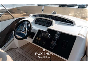 PRINCESS YACHTS 67