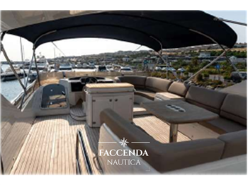 PRINCESS YACHTS 67
