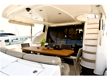 SUNSEEKER MANHATTAN  74