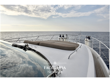 SUNSEEKER MANHATTAN  74