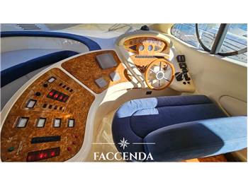 AZIMUT 46