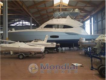 Bertram Yachts 700 Convertibile