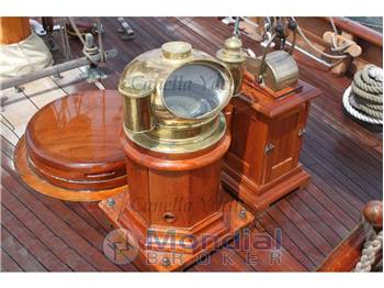 Summers & Payne Northam Javelin