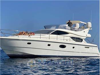 Ferretti 550