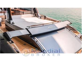 Riva 56
